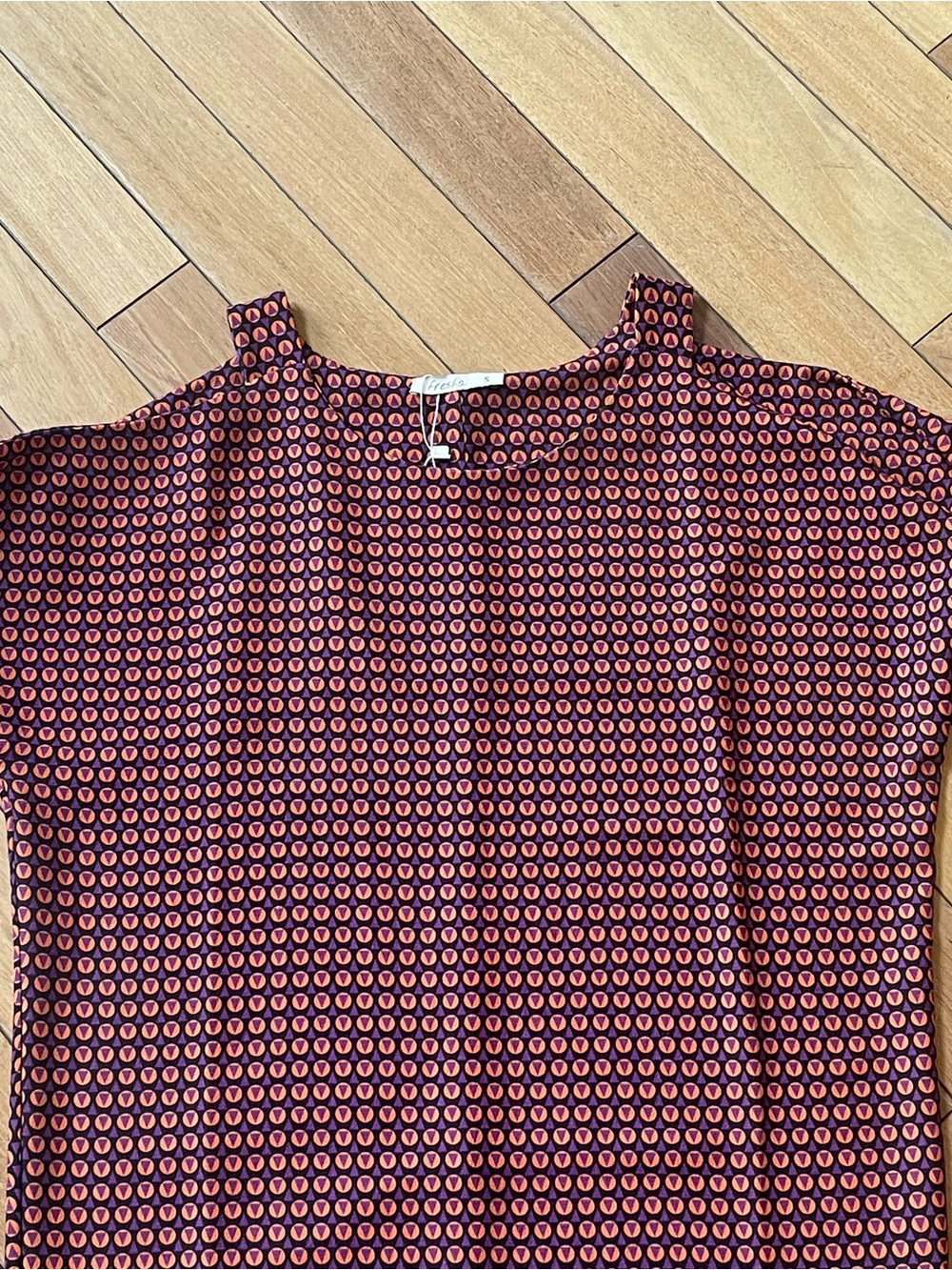 Fresha London Cold Shoulder Tie Sleeve Geometric European Shift Dress NWT Small - Picture 5 of 10